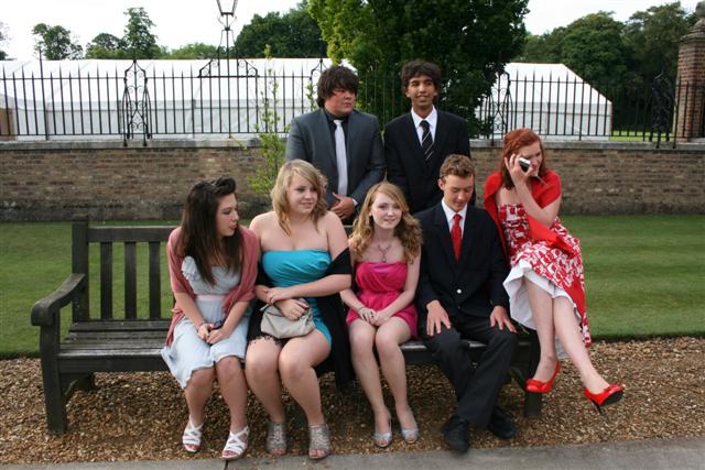 618x404 pixels (73K)